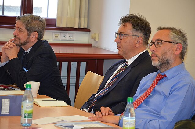 Von links: Prof. Dr. Dr. h.c. Marcelo Sancinetti (Buenos Aires), Prof. Dr. Dr. Eric Hilgendorf und Prof. Dr. Luis Emilio Rojas (Santiago de Chile)